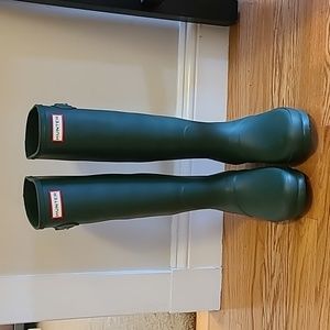 Tall green Hunter Boots size 8